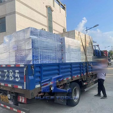 Packing-And-Delivery-car-380 Packing-And-Delivery-car-380